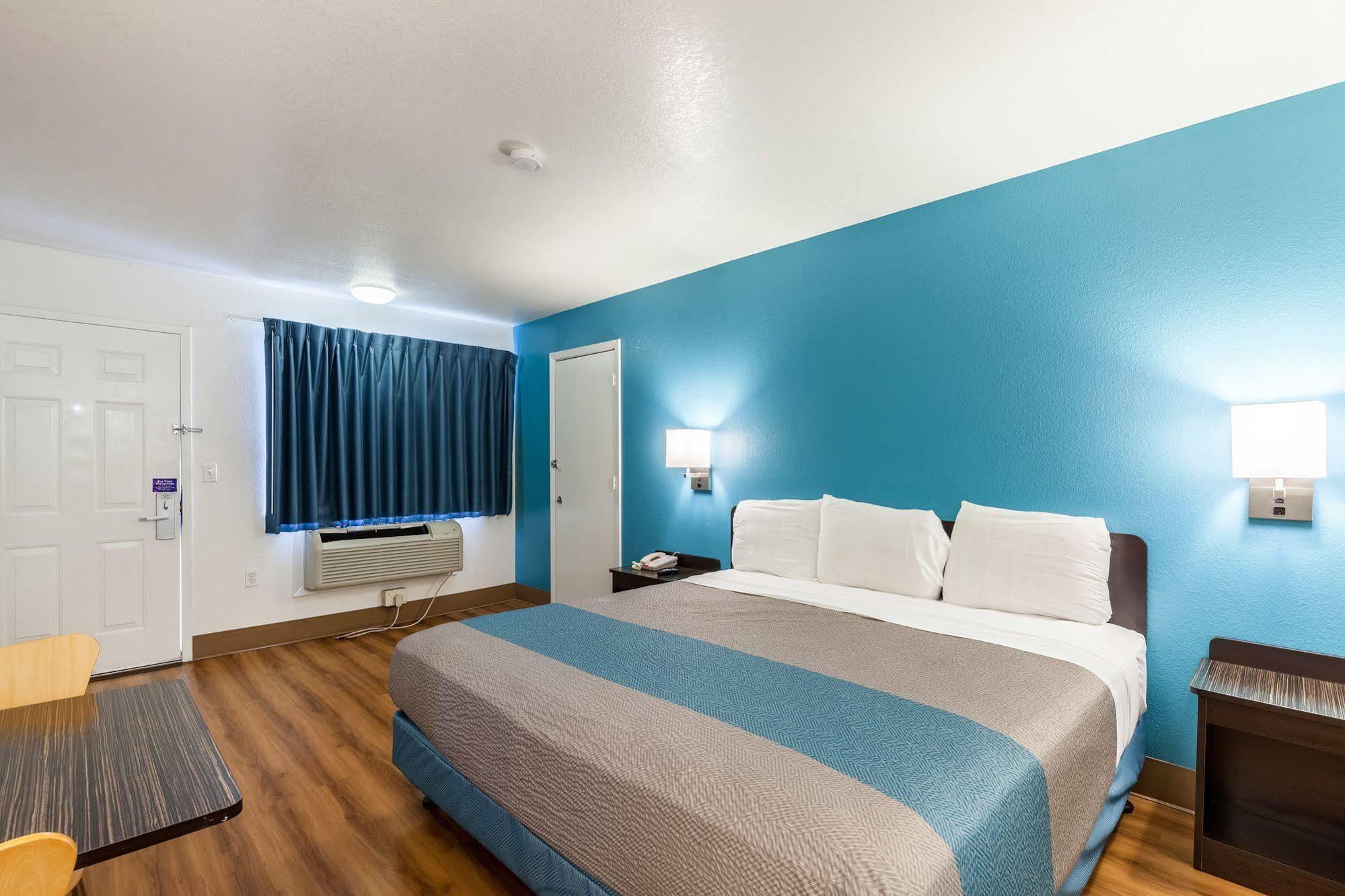 Motel 6-Webster, Tx - Houston - Nasa Lake Eksteriør bilde
